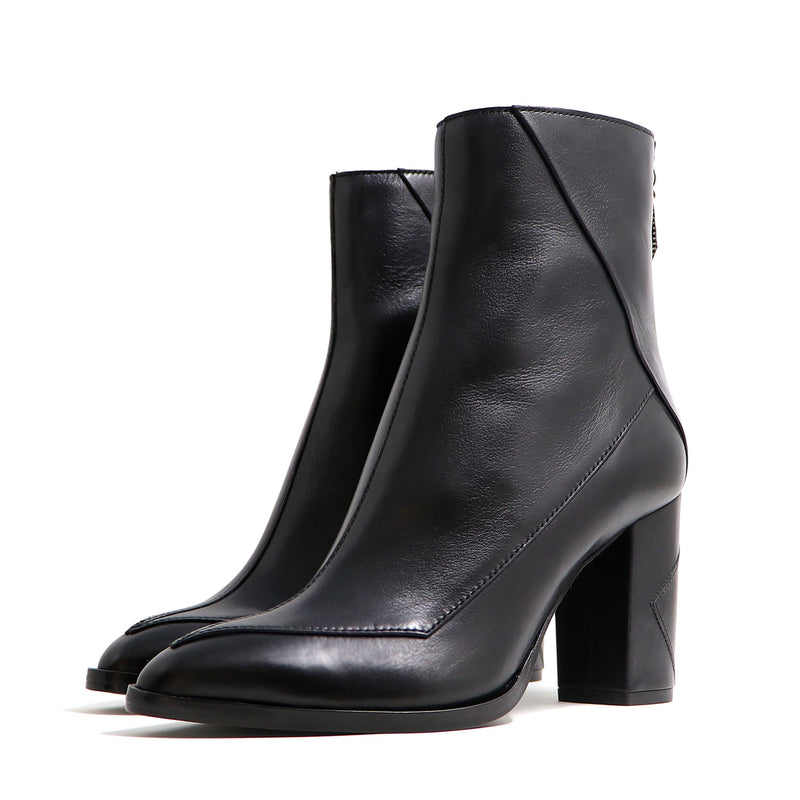 | 5.5 ALMASI black vegetable-tanned calf leather boots |