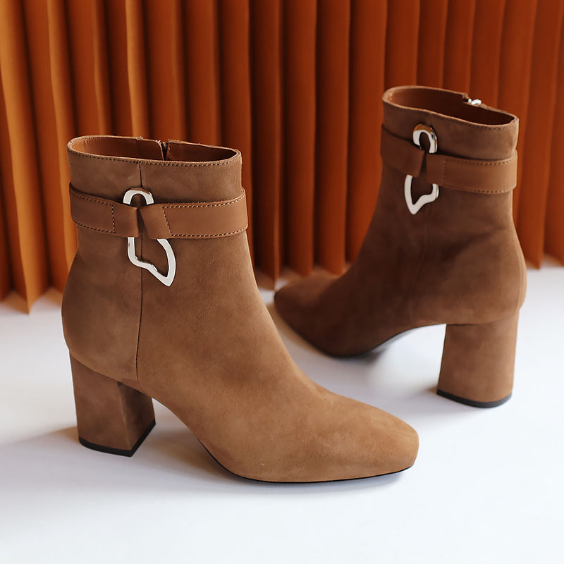 | 7.5 Lake toffee suede boots |