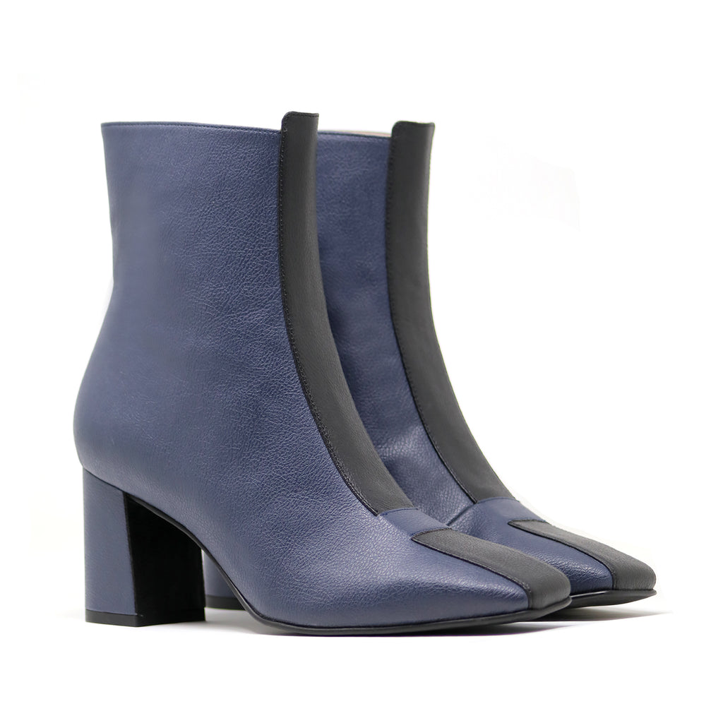 SNY | 6.5 JAYNE navy/black vegan apple leather boots |