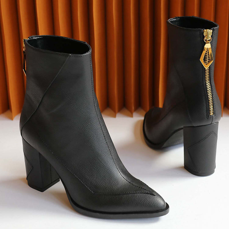ALMASI black vegan apple leather